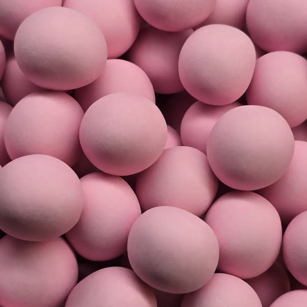 💗 Roze Crispballetjes – Krokante Chocoladebolletjes met Suikerlaagje (100 gram)