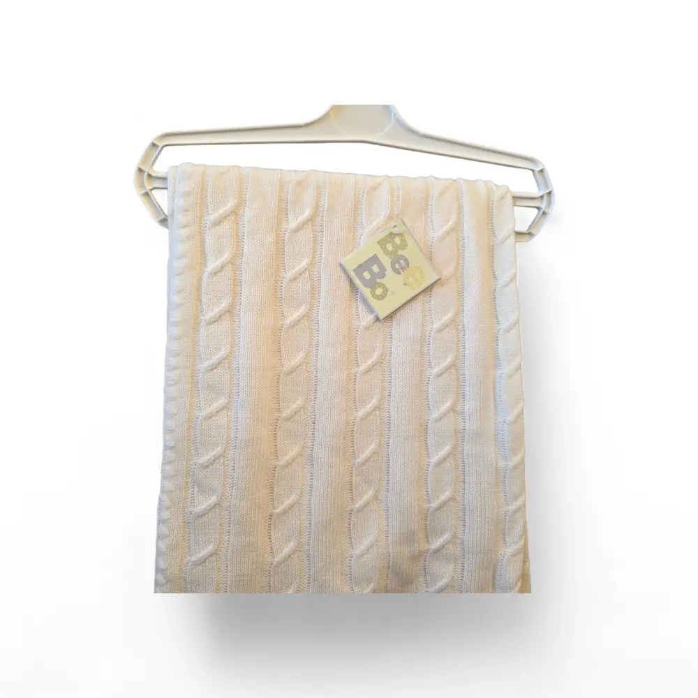 Gebreid kabeldeken - creme