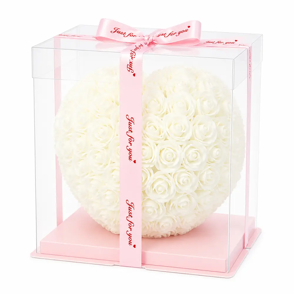 Wit hart van kunststof rozen in luxe giftbox – stijlvol en blijvend mooi 🤍
