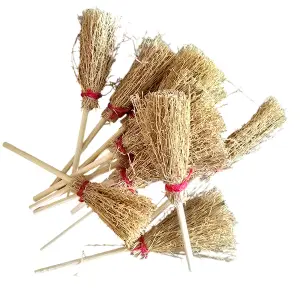 Mini Heksenbezem – Magisch Detail voor Harry Potter Traktaties