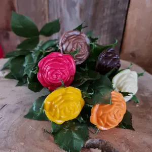 Chocolade Roos diverse kleuren 24 gram prijs per stuk