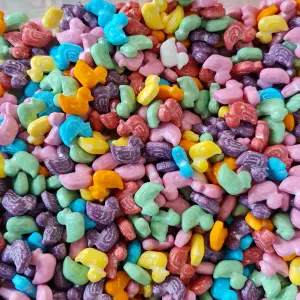 Gekleurde dextrose eendjes prijs is per 100 gram