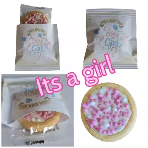 Verras en verwonder met onze handgemaakte Gender Reveal koekjeszakjes voor een Meisje!