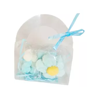 Geboorte traktatie kant en klaar transparant tasje gevuld met marshmallow Blauw-Wit