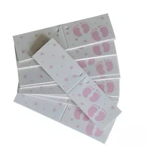 Geboortekaartje voor op een geboortetraktatie Roze voetjes 10 stuks